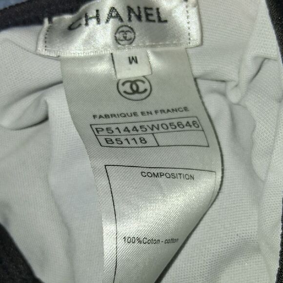 CHANEL Vintage Black & White One Piece Swimsuit Medium Fits 6-10 - Picture 9 of 10
